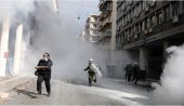 Αγρότες: Νέα ένταση έξω από το υπουργείο Αγροτικής Ανάπτυξης