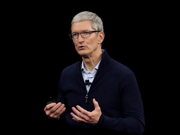 Η Apple υποδιπλασιάζει τις παραδόσεις iPhoneX που είχε προγραμματίσει