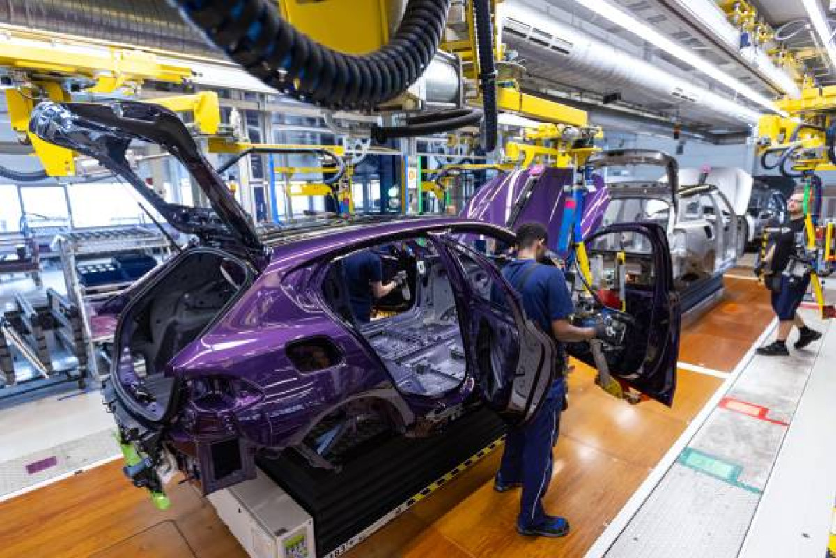 Δασμοί: BMW, Mercedes, VW συνομιλούν απευθείας με την κυβέρνηση Τραμπ