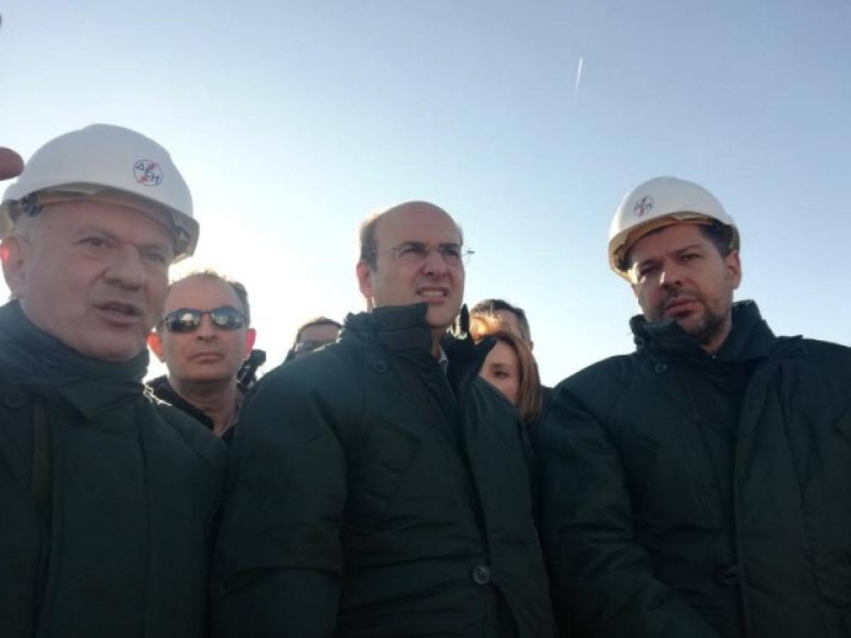 Μήνυμα αισιοδοξίας για τη μεταλιγνιτική περίοδο έστειλε ο Χατζηδάκης