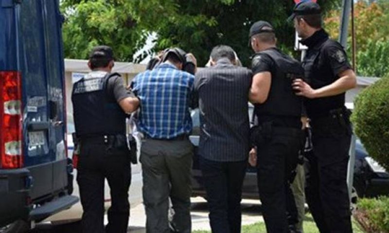 «Παγώνει» η χορήγηση ασύλου στον έναν από τους οκτώ Τούρκους