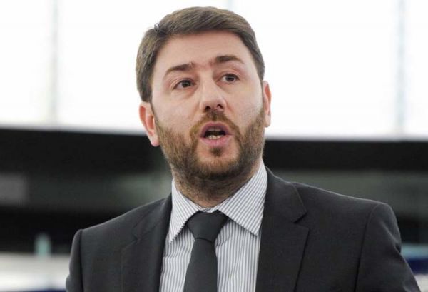 Ανδρουλάκης για Brexit: Να μην αλλάξουν τα δικαιώματα των Ευρωπαίων