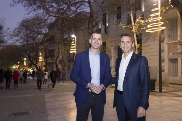 Παπαστράτος: Στην πρωτοβουλία του Δ.Αθηναίων για τα πιο φωτεινά Χριστούγεννα