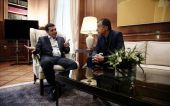 Ενημέρωση Τσίπρα σε Θεοδωράκη και Γεννηματά