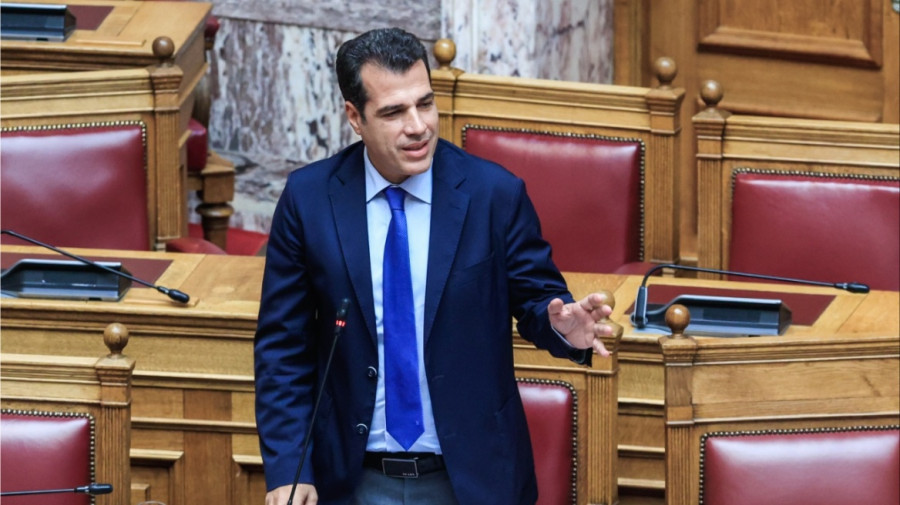 Πλεύρης: Εξετάζουμε το ενδεχόμενο απαγόρευσης της μπούρκας και νικάμπ