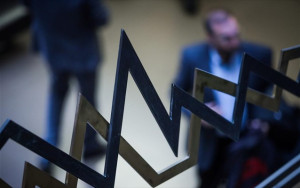 Χ.Α.: Πλησιέστερη στήριξη το πρόσφατο ανοδικό χάσμα των 1376 μονάδων
