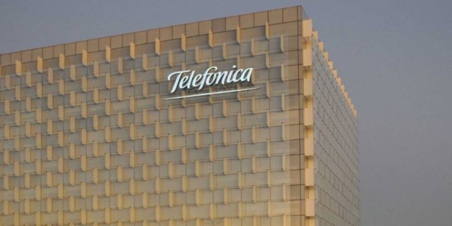 Telefonica: Εξετάζει συγχώνευση της O2 με την Virgin Media