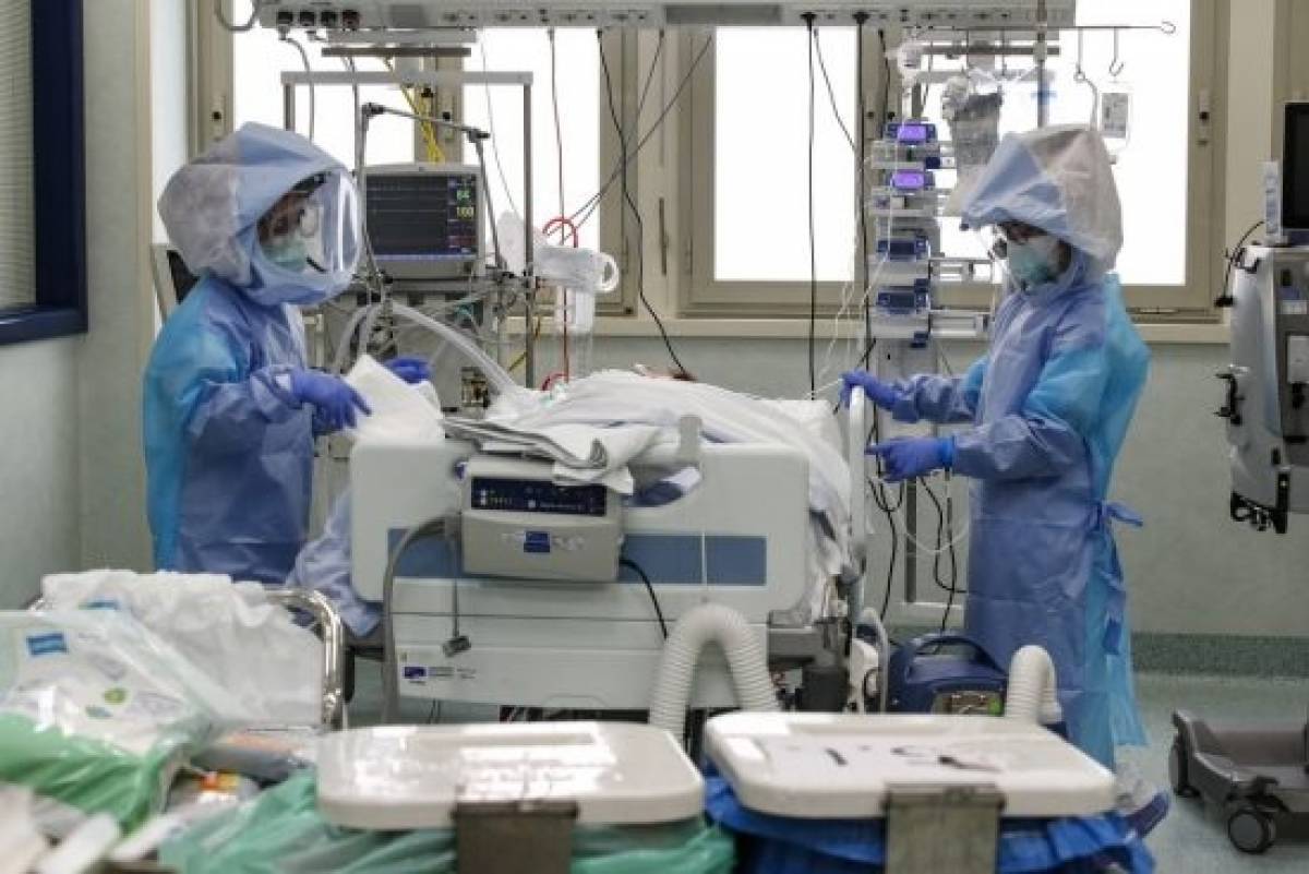 Έρευνα-Υγεία: «Φακελάκι» ελλείψεις προσωπικού και υποχρηματοδότηση τα μεγάλα προβλήματα