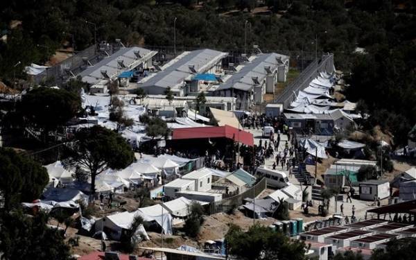 Κινητοποίηση στο ΚΥΤ Μόριας για ηλεκτρικό ρεύμα