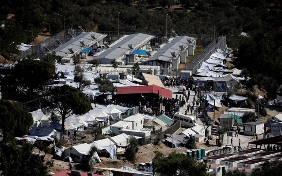 Κινητοποίηση στο ΚΥΤ Μόριας για ηλεκτρικό ρεύμα