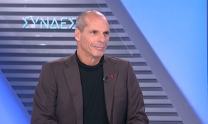 Βαρουφάκης για «Ιθάκη»: Ο Τσίπρας παρουσιάζει την ενοχή του ως αφέλεια