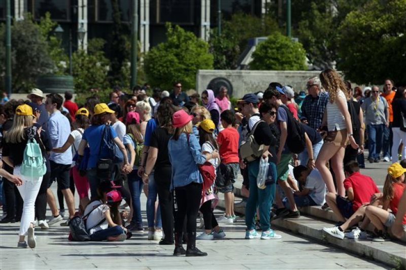 ΤτΕ: Ενισχυμένες κατά 10,5% οι ταξιδιωτικές εισπράξεις το εννεάμηνο