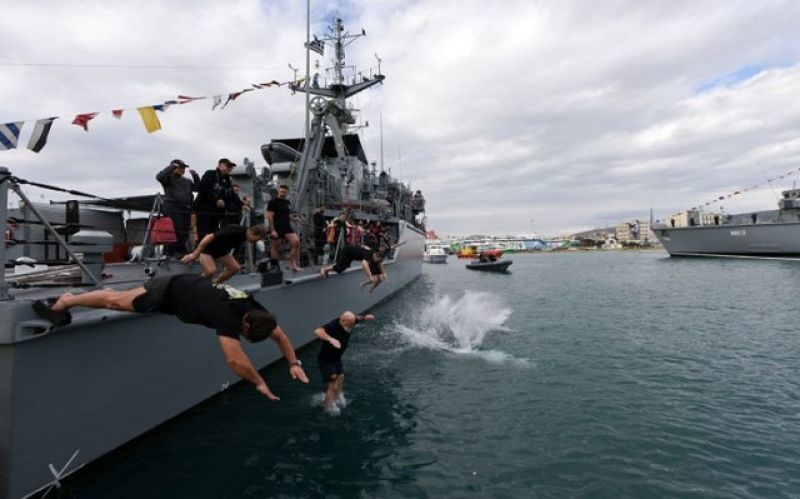 Με ιδιαίτερη λαμπρότητα τα Θεοφάνεια στον Πειραιά