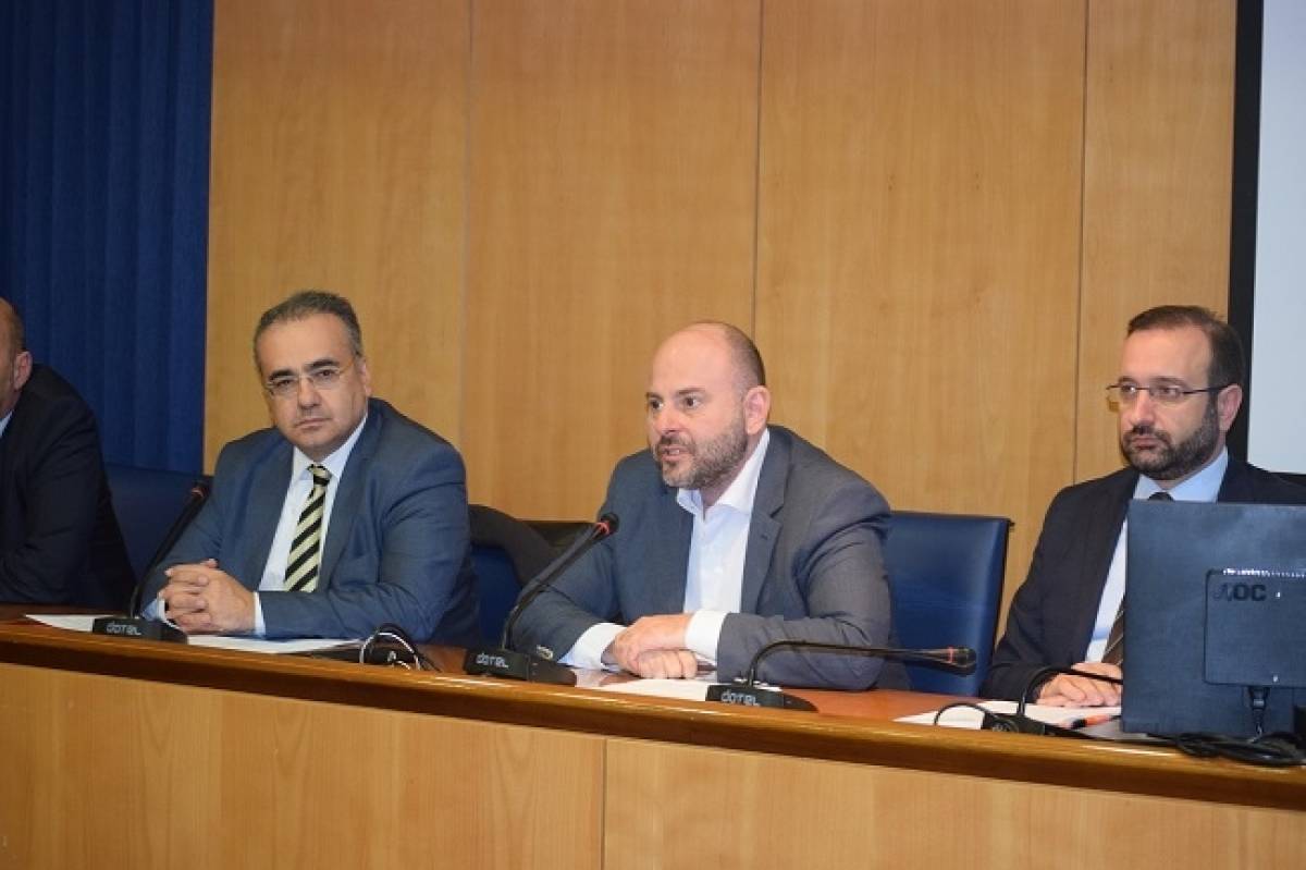 Ασφαλιστικό: Σε δεινή θέση οι επιστήμονες-«Καμπανάκι» από Προέδρους Επιστημονικών Φορέων