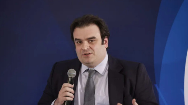 Πιερρακάκης: Η ΑΙ μπορεί να συμβάλει στην εκπαίδευση των μαθητών