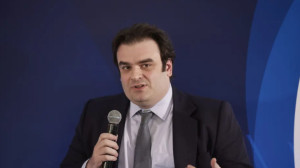 Πιερρακάκης: Η ΑΙ μπορεί να συμβάλει στην εκπαίδευση των μαθητών