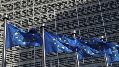 Κομισιόν: Καμιά παραβίαση στους κανόνες κρατικών ενισχύσεων στη συναλλαγή Πειραιώς-Eurobank