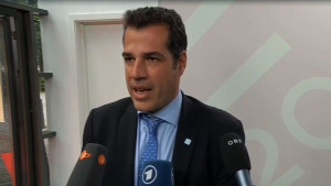 Πλεύρης από Κοπεγχάγη: Φυλακή ή επιστροφή για όσους μετανάστες εισέρχονται παράνομα