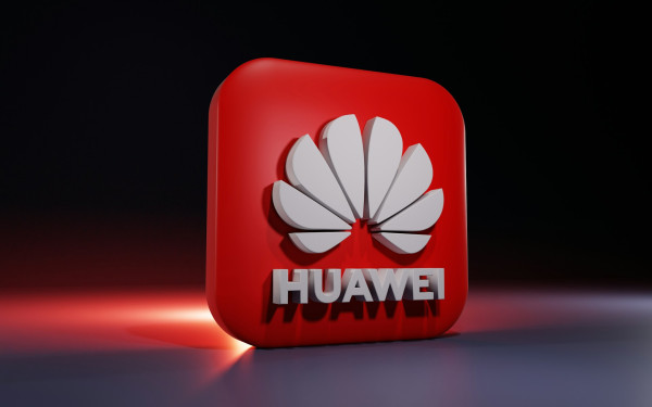 Huawei: «Βουτιά» 36% στα κέρδη του α' εξαμήνου παρά την αύξηση 9,6% των εσόδων