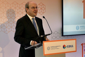 Συντάξεις: Αυξήσεις… προμνημονιακής περιόδου προανήγγειλε ο Χατζηδάκης