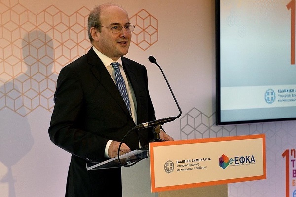 Συντάξεις: Αυξήσεις… προμνημονιακής περιόδου προανήγγειλε ο Χατζηδάκης
