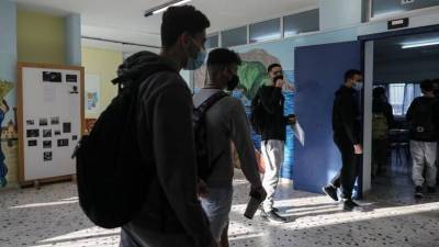 ΕΟΔΥ: Αποτελεσματικά τα μέτρα κατά του κορονοϊού στα σχολεία
