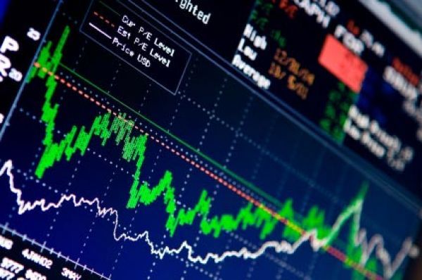 Πάρτι στο Χ.Α., βουτιά στα spreads και ανάκαμψη για το ευρώ