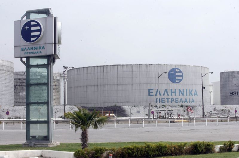 ΕΛΠΕ: Να παραμείνουν διεθνώς ανταγωνιστικά τα διυλιστήρια-Διπλασιάστηκαν οι εξαγωγές