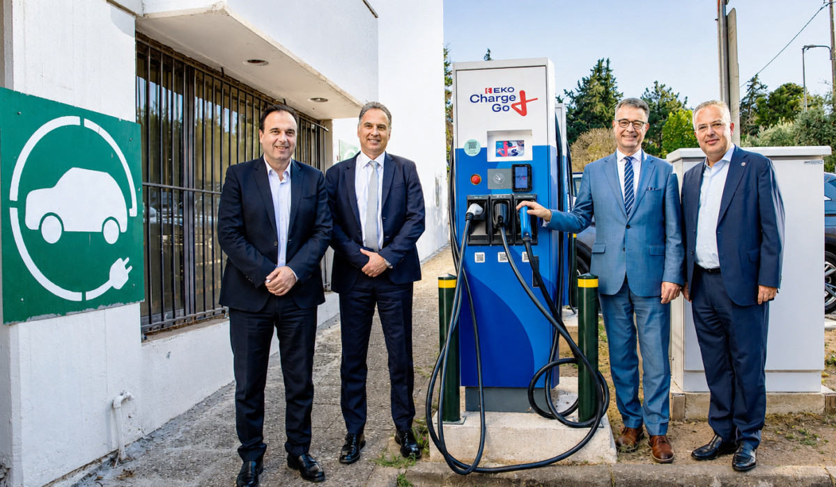 ΕΚΟ Charge&amp;Go: Συνεργασία-πρότυπο για την ανάπτυξη της ηλεκτροκίνησης στους δημόσιους χώρους με τον Δήμο Παπάγου-Χολαργού