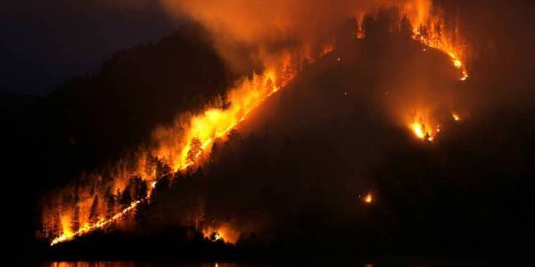Ισπανία: Μεγάλη πυρκαγιά στο νησί Γκραν Κανάρια- Εκκενώθηκαν τρεις κοινότητες