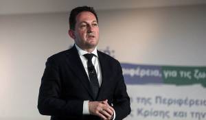 Πέτσας: Δύσκολη για φέτος η μείωση του ειδικού φόρου κατανάλωσης