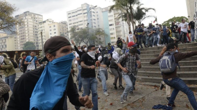 Δεν σταματά η τραγωδία στη Βενεζουέλα, στους 39 οι νεκροί