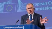ΕΕ: Το «πάνε» για υποχρεωτικούς εμβολιασμούς!