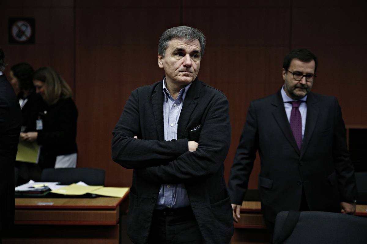 Κόκκινα δάνεια κι αναδρομικά τα «ορόσημα» για τους θεσμούς