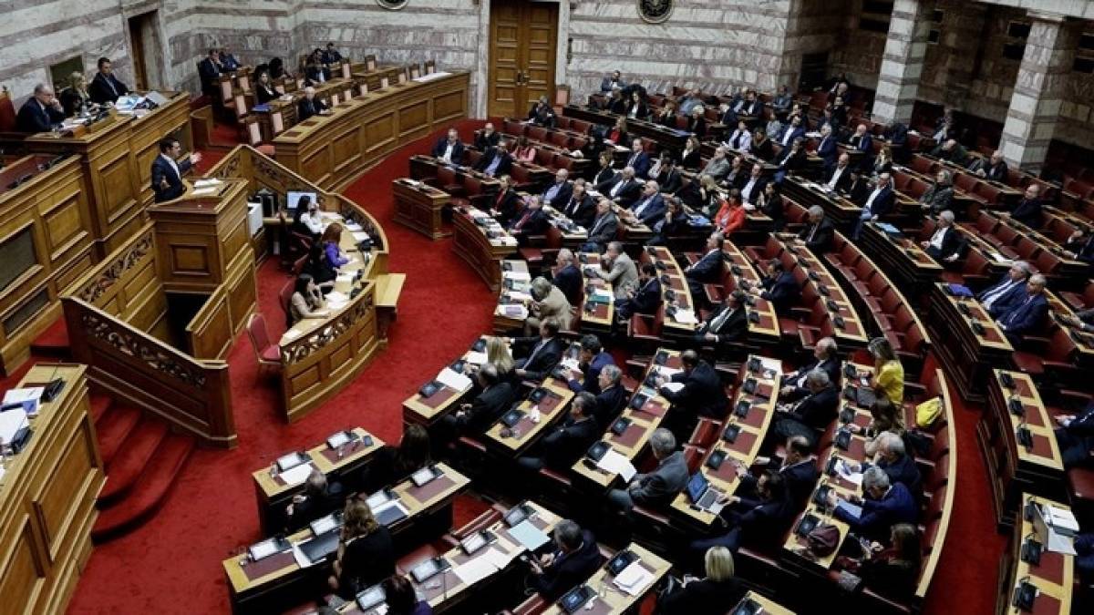Υπερψηφίστηκε το νομοσχέδιο του υπ. Εσωτερικών για τους ΟΤΑ