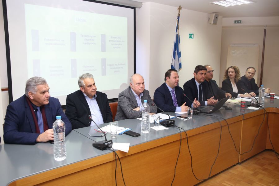 Ευρεία σύσκεψη για το παρεμπόριο στο Επιμελητήριο Ηρακλείου