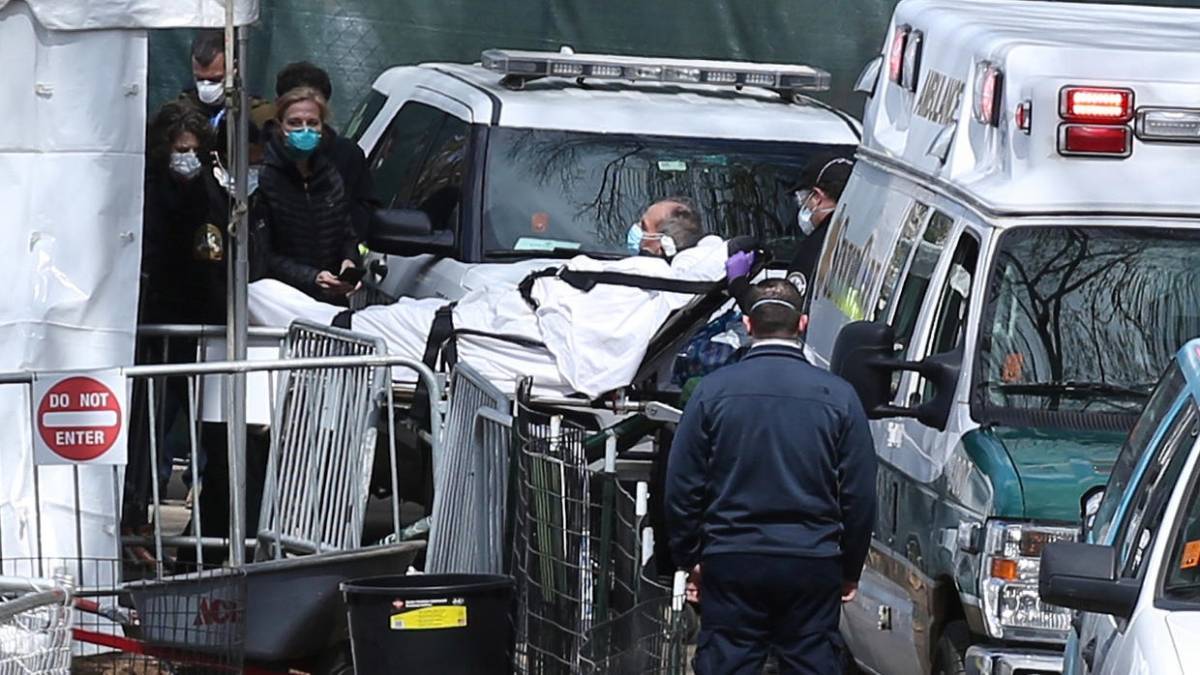 Νέα Υόρκη: Επιπλέον 731 θάνατοι- Ο Τραμπ επιτίθεται στον ΠΟΥ
