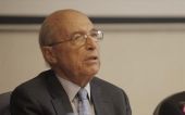 Ηχηρή παρέμβαση Σημίτη: Απροετοίμαστο βήμα στο άγνωστο
