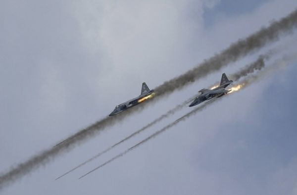 Ρωσία: Ξεκίνησε το αιματοκύλισμα στη Συρία-Βομβαρδίζεται η πόλη Χομς