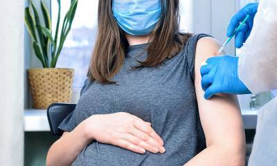 Γιατροί αποτρέπουν εγκύους από το να εμβολιαστούν-Κινδυνεύουν με σοβαρή νόσηση