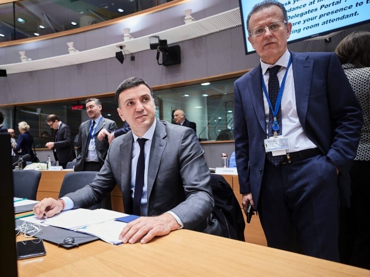 Όπου και αν βρεθεί εμβόλιο, η ΕΕ θα το εξασφαλίσει