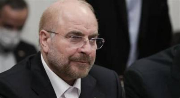 Γκαλιμπάφ (Ιράν): Παραμένει κλειστό το Στενό του Ορμούζ – Συνδέει το άνοιγμα με τις αμερικανικές δεσμεύσεις