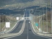 Ένας νεκρός στην Εγνατία Οδό από πτώση δένδρου
