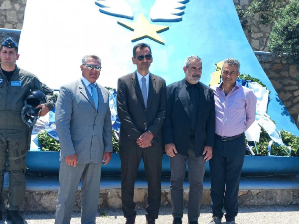 Τιμήθηκε η μνήμη του Σμηναγού, Κώστα Ηλιάκη στην Κάρπαθο