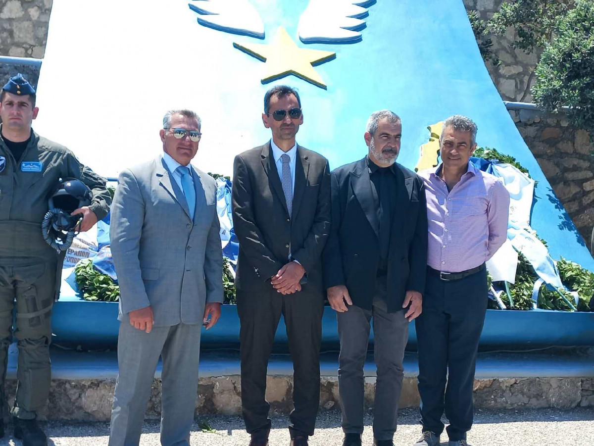 Τιμήθηκε η μνήμη του Σμηναγού, Κώστα Ηλιάκη στην Κάρπαθο