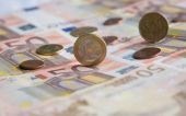 ΥΠΟΙΚ: 34,3 εκατ. ευρώ στον κουμπαρά του δημοσίου από εγκληματικές δραστηριότητες