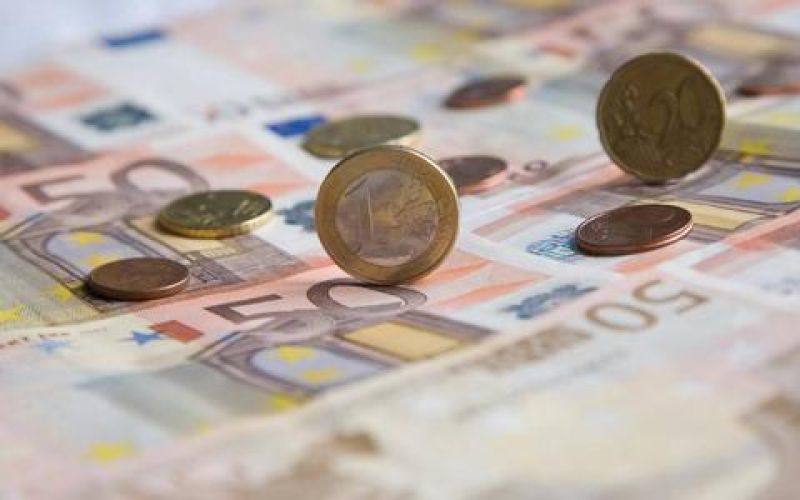 ΥΠΟΙΚ: 34,3 εκατ. ευρώ στον κουμπαρά του δημοσίου από εγκληματικές δραστηριότητες