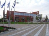 Τότε οι νεκροί πεθαίνουνε, όταν τους λησμονάνε!