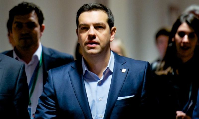 Προσφυγικό, αξιολόγηση και τηλεοπτικές άδειες «πνίγουν» την κυβέρνηση