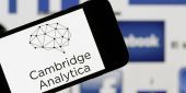 Cambridge Analytica: Σχεδίαζε νέο ψηφιακό νόμισμα πριν το σκάνδαλο Facebook